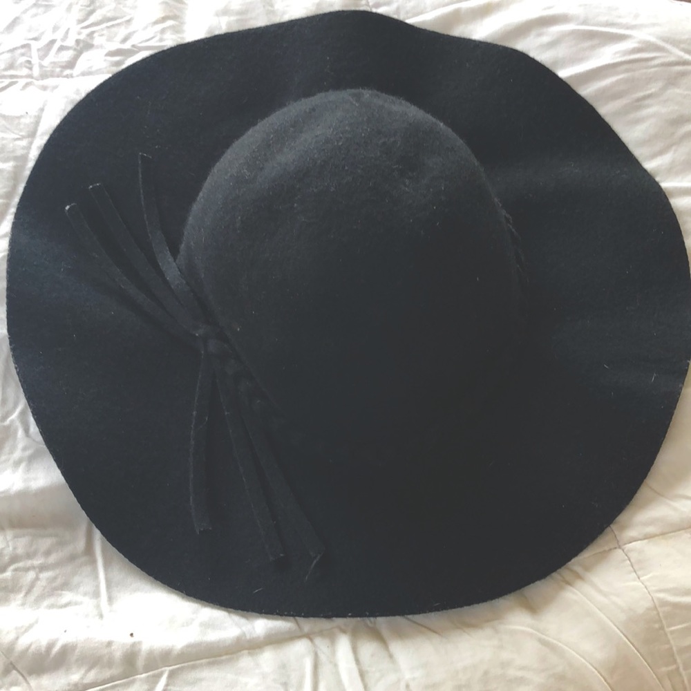 Wool hat